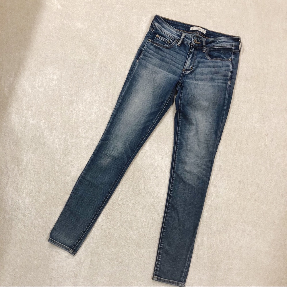 Abercrombie and Fitch Skinny Jeans Sz 2 Stretchy